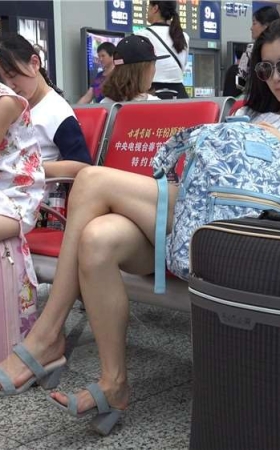 4K - 大长腿高颜值女神级美女 [4.28 GB/MP4]