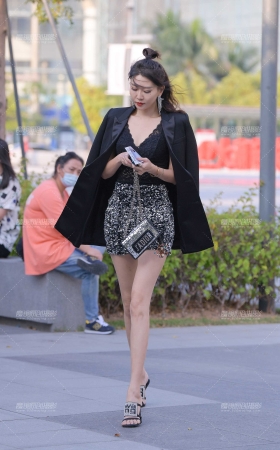 纤细美腿高跟的美女 [17P]