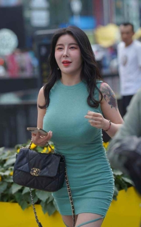 绿色紧身包臀裙短凉高 [122P-1.51GB]