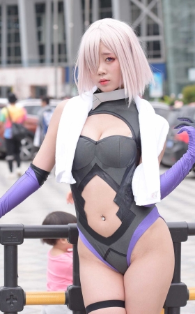 cos美女 [13P]