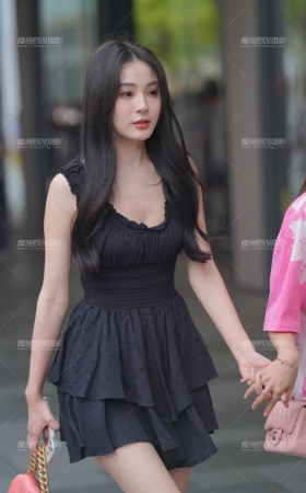 水灵灵的气质美女 [21P]