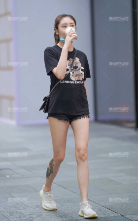 长腿小妹 [20P]