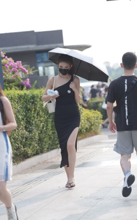 220827-53 黑色裙装大长腿