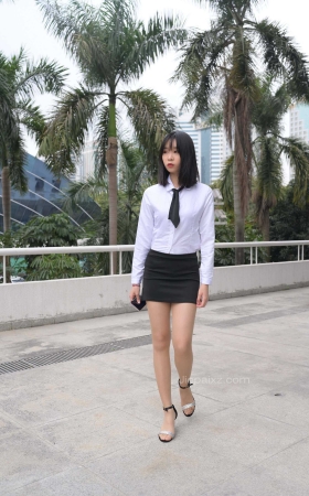 程生街拍★商城推销美女 【套图+视频】<font color=red> [10P]</font>
