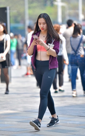 性感瑜伽裤美女 [16P]