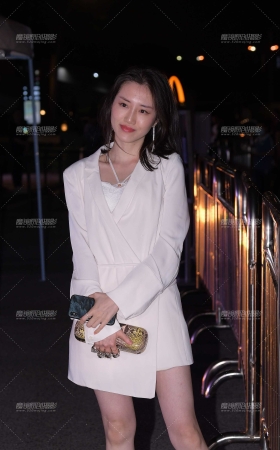 拥有一双美腿的韵味女人~ [23P]