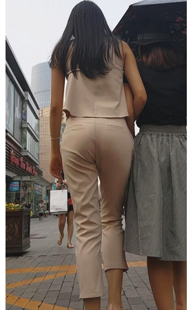 无袖套装紧身小姐姐