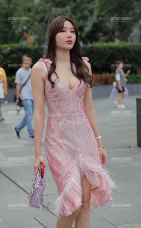 大V领 [17P]