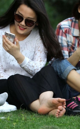 No1161 人人都爱的大眼长发美少女，更何况还有双粉N的玉足 第1套