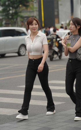 温婉气质黑白搭配