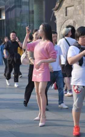 拍照de高跟美女