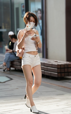高跟小白腿