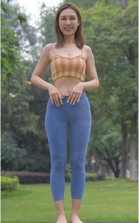 牛仔裤美女 (1053P)