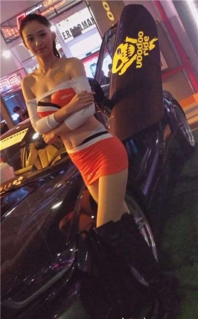 4k-超短包臀裙性感美女车模