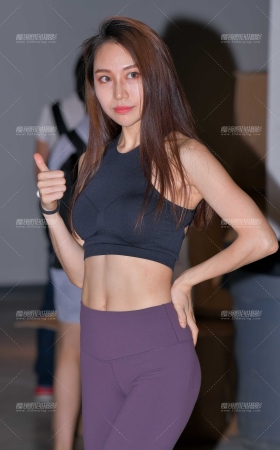 健身瑜伽裤美女 [15P]