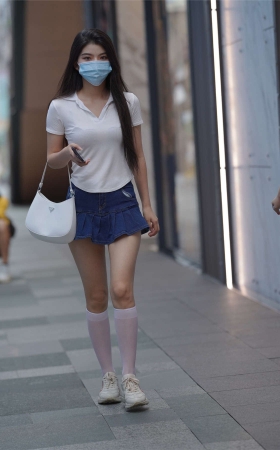 夏季polo清纯美少女