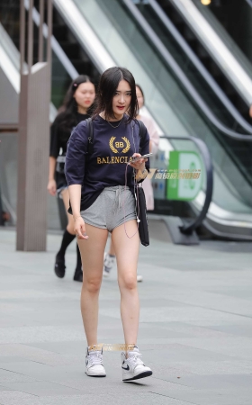超短邻家小妹 [19P]