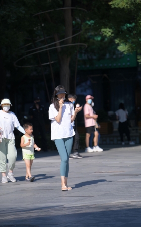 瑜伽裤美女