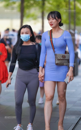 两个健身女孩 [28P]