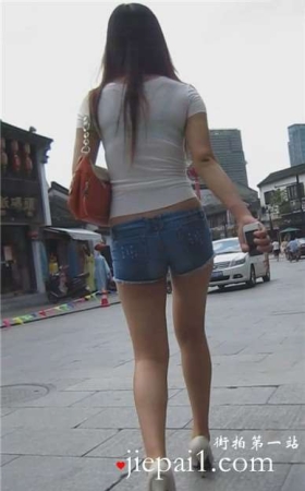 街拍极品短热裤高跟长腿颜值美女姐姐 [274 MB]