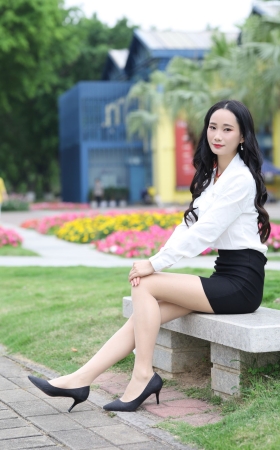 全是腿