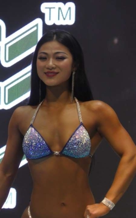 4k-健身美臀性感靓模