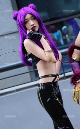 紫发皮裤coser2 [12P]