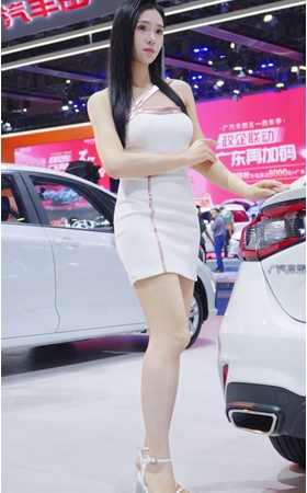 白皙美女