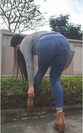 极品居家紧牛美少妇【套图+视频】