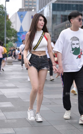 性感，热裤美腿女友 [18P]