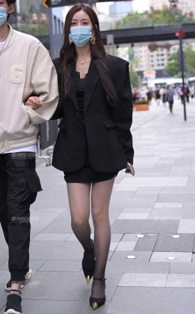 黑丝御姐 [21P]