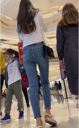 蓝牛紧身MM