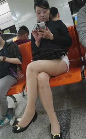 长腿熟妇