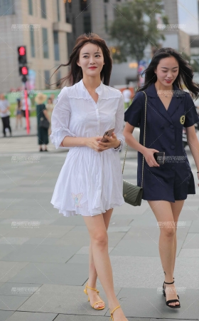清纯好看的小姐姐 展现女神气质 [19P]