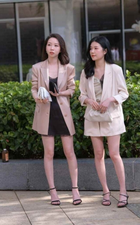 高跟美腿OL [70P-1.34GB]