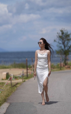 【凯恩旅拍摄影作品】第一篇：海边的白裙女孩<font color=red> [10P]</font>