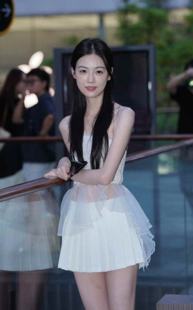 甜美白色套装裙 [112P-1.72GB]