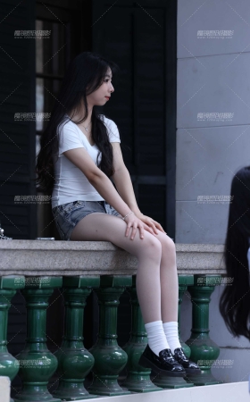 20250420可爱的肉丝妹子 [20P]