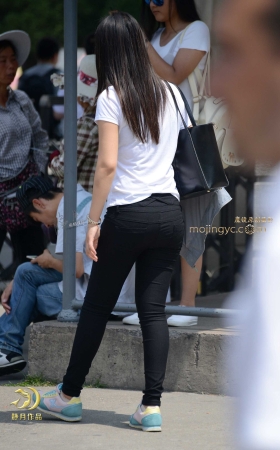 两个朴素的黑裤妹子----（20P） [20P]