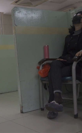 刮着针 不忘挑鞋