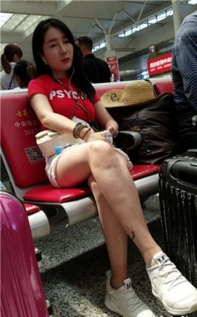 4k-运动鞋大长腿丰满女神姐姐
