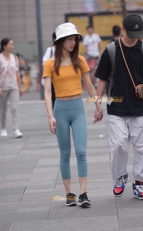瑜伽裤美女 [12P]