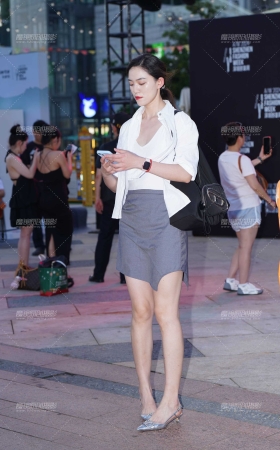 180+高挑美女 [14P]