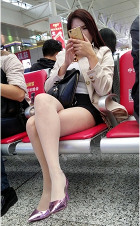 白嫩肉丝美腿