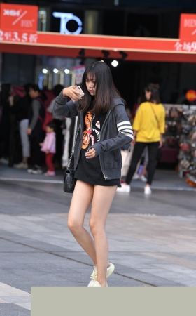 美腿小姐姐3A3729[213M]