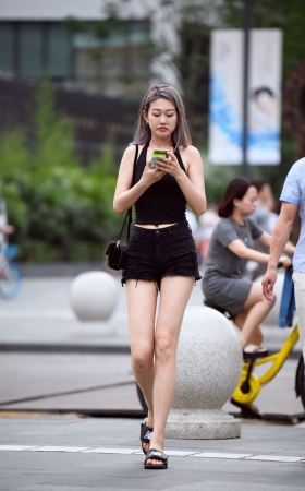 黑热裤长腿