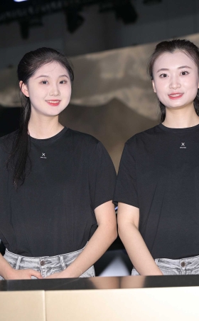 紧致牛仔小妹 [20P]