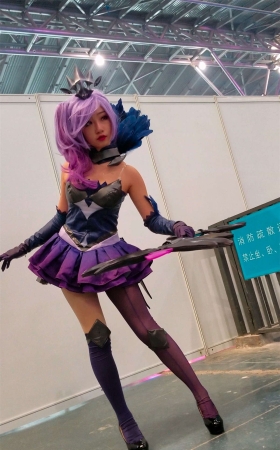 玩cosplay的二次元美少女