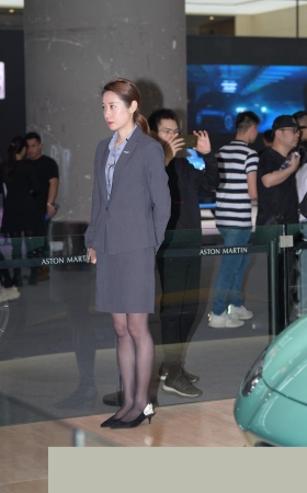 2019.11广州国际车展的制服美女3A405[1.03G]