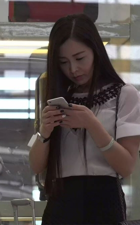 一双妖艳站足主打本期压轴，自然有其过人之处